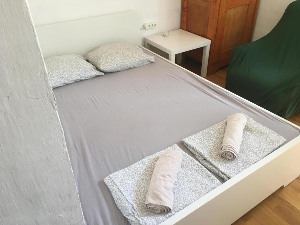 Garden Hostel *